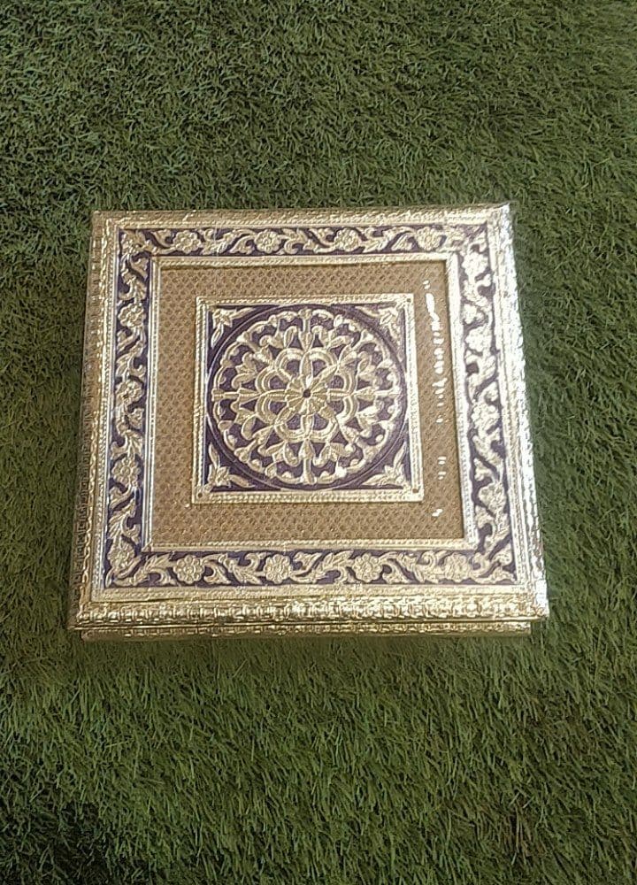 10X10 WOODEN REGZIN DRY FRUIT BOX