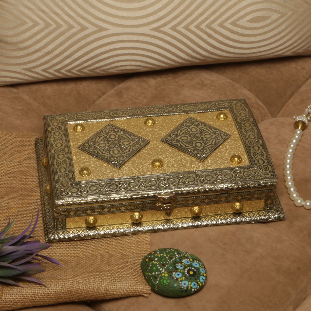 08X12 WOODEN REGZIN DRY FRUIT BOX