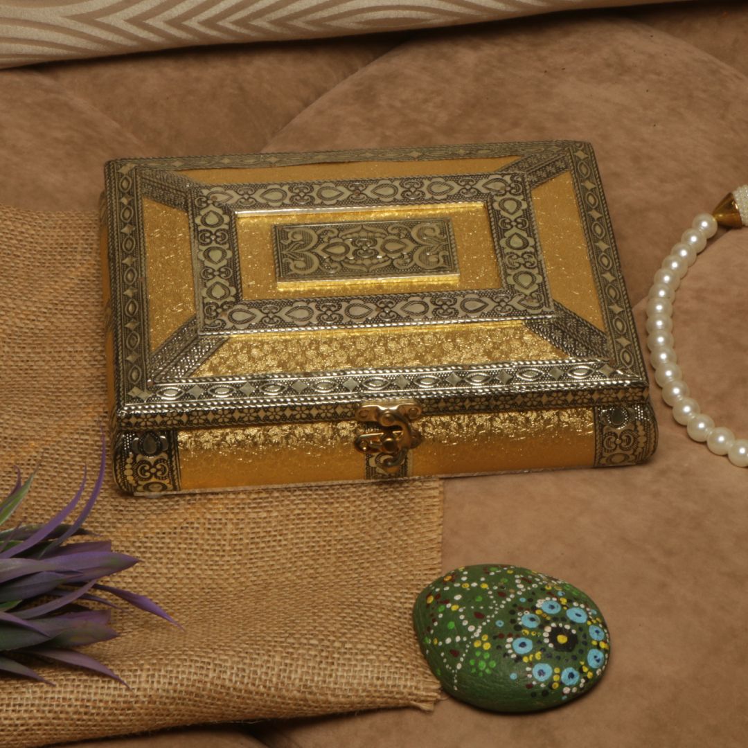 7x9 WOODEN REGZIN DRY FRUIT BOX