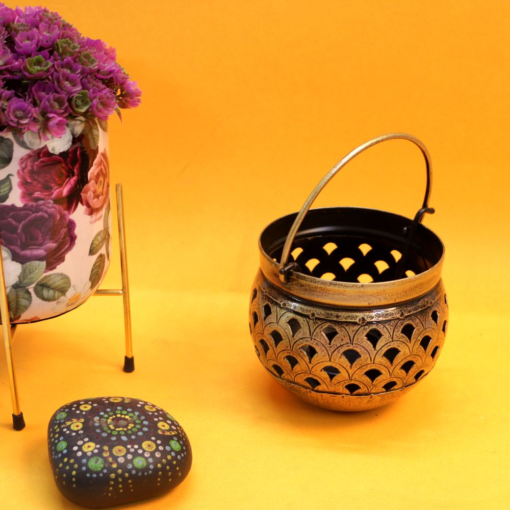 IRON PAINTED TEA LIGHT ROUND SMALL