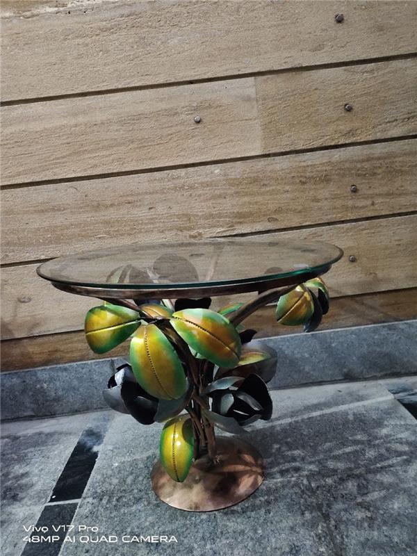 45 TREE GLASS TABLE