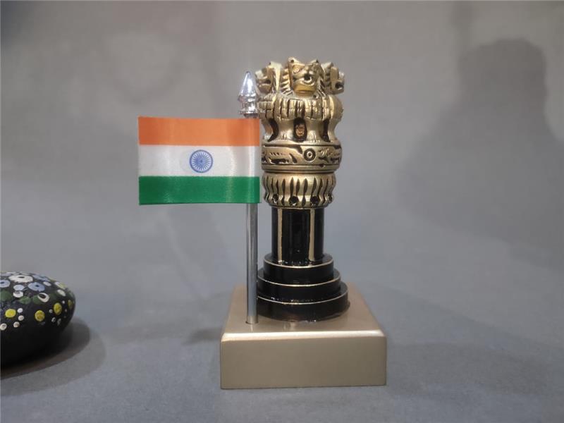 WOODEN ASHOK PILLAR BRASS WITH FLAG 3 INCH